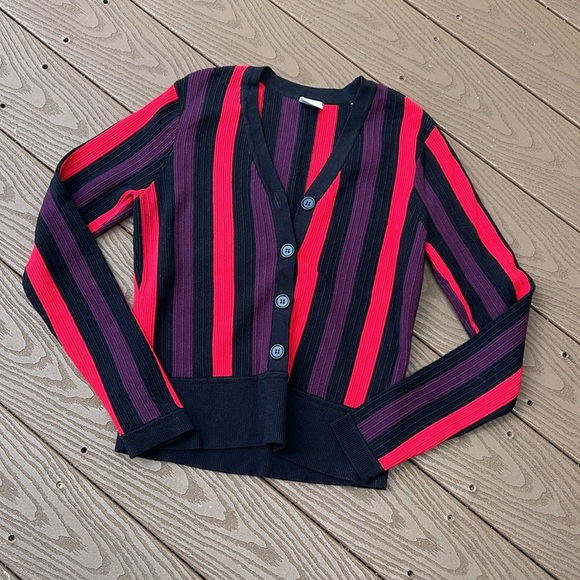Cabi black purple, red button down cardigan style sweater top SZ M - Picture 4 of 9